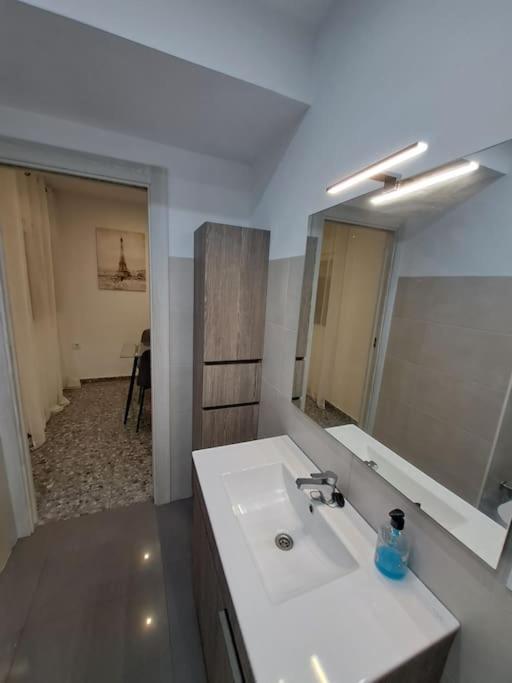 Altamira White & Bright Apartment Almeria Exterior photo